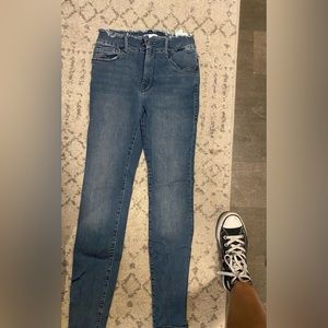 Good American jeans Size 2 or 26